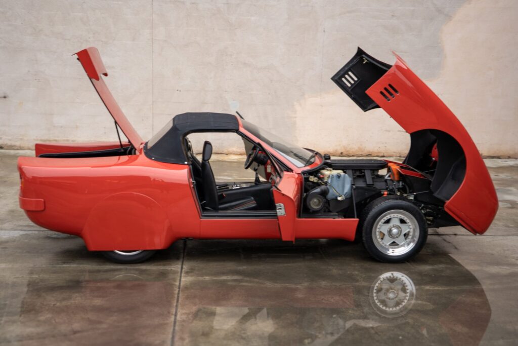 1969 Ferrari 365 NART Speciale Spyder #12611GT | Exterior View 97