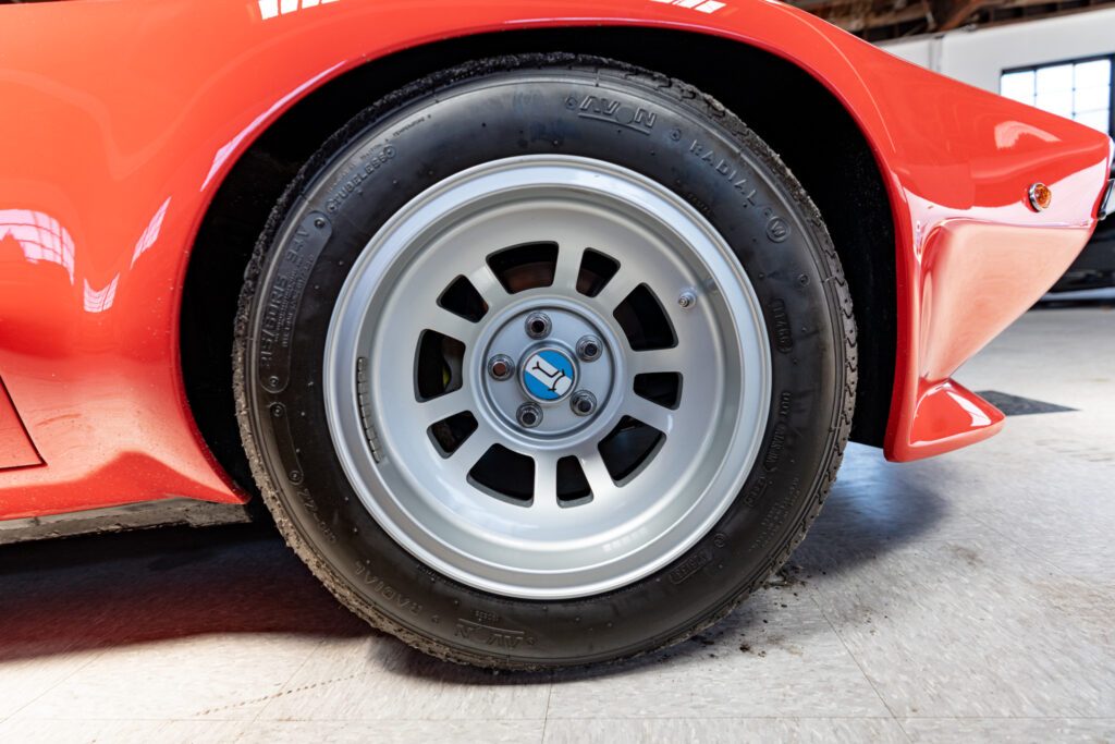 1989 Detomaso Pantera GT5-S #9547 | Exterior View 33