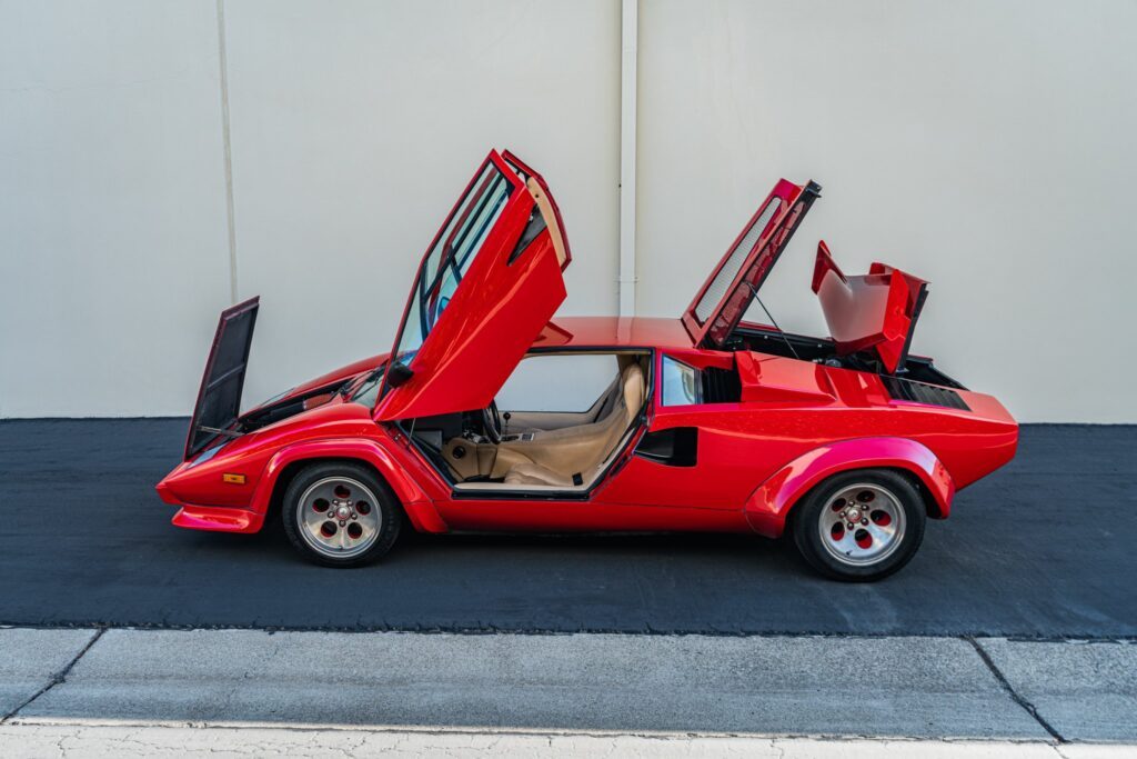 1982 Lamborghini Countach LP400 S #1121446 | Exterior View 6