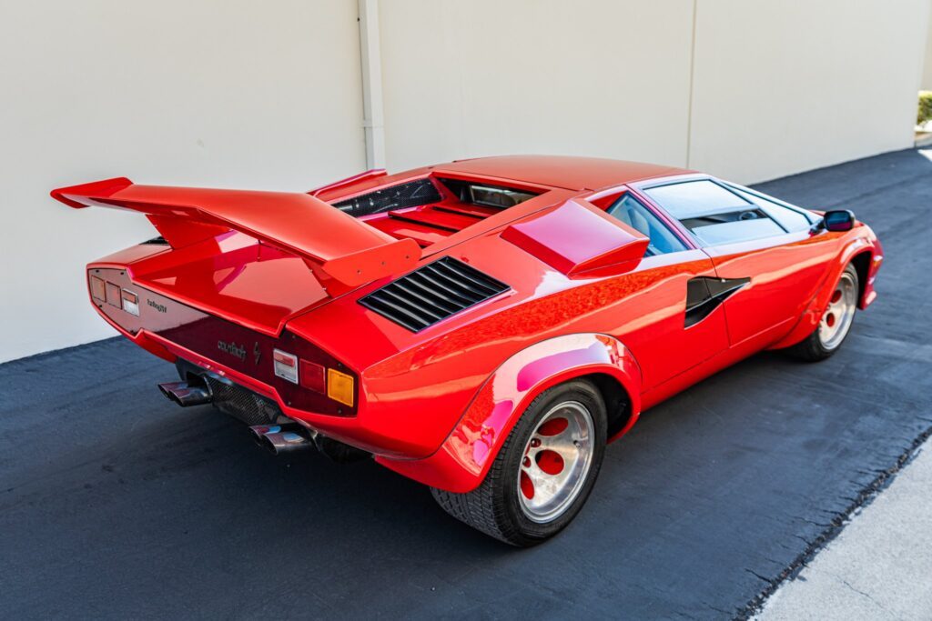 1982 Lamborghini Countach LP400 S #1121446 | Exterior View 31
