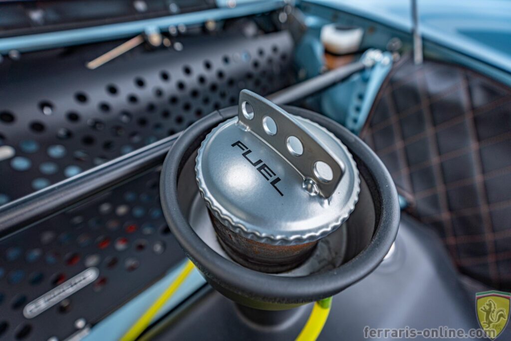 1973 Porsche 911 RSR Rebel Gulf Porsche tribute #102808 | Exterior View 15