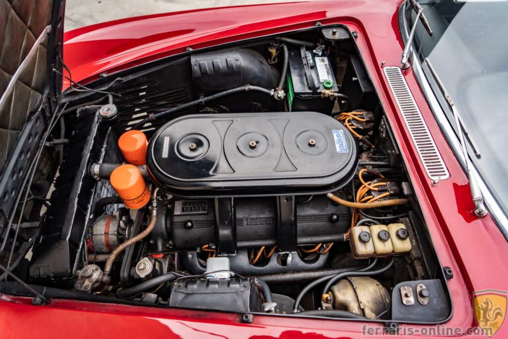 1967 Ferrari 330 GT 2+2 #10043 | Exterior View 14
