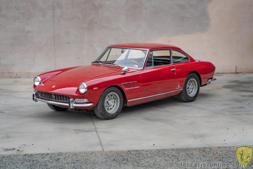 1967 Ferrari 330 GT 2+2 #10043 | Exterior View 23