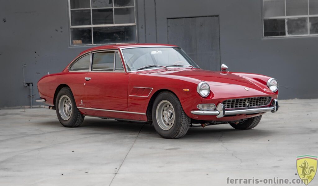 1967 Ferrari 330 GT 2+2 #10043 | Exterior View 29