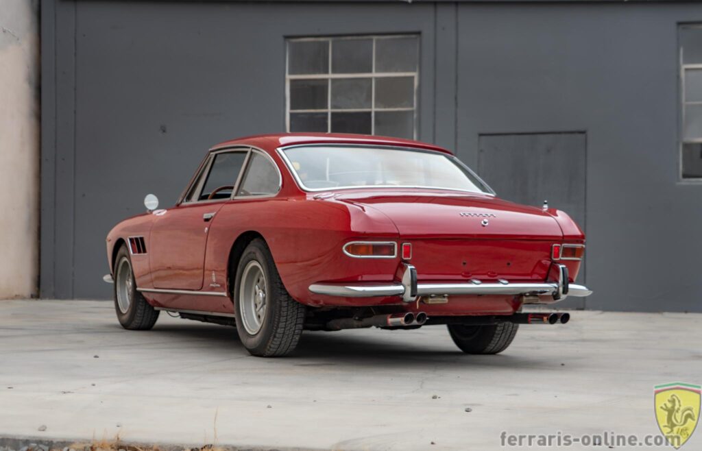 1967 Ferrari 330 GT 2+2 #10043 | Exterior View 51