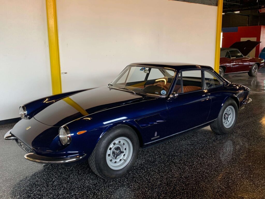 1967 Ferrari 330 GTC #10309 | Exterior View 24