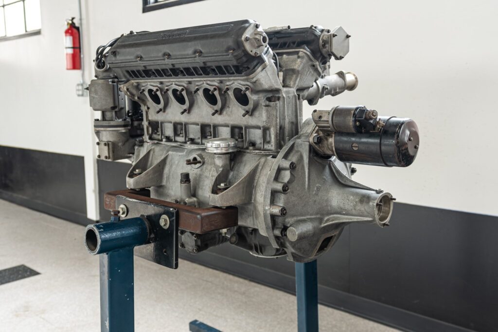 1955 500 Mondial Series II engine | Exterior View 8