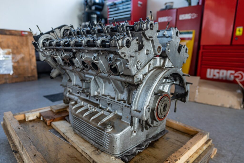 1972 Ferrari 4.4 liter 365 GTC/4 engine tipo F101 AC 000 | Exterior View 1