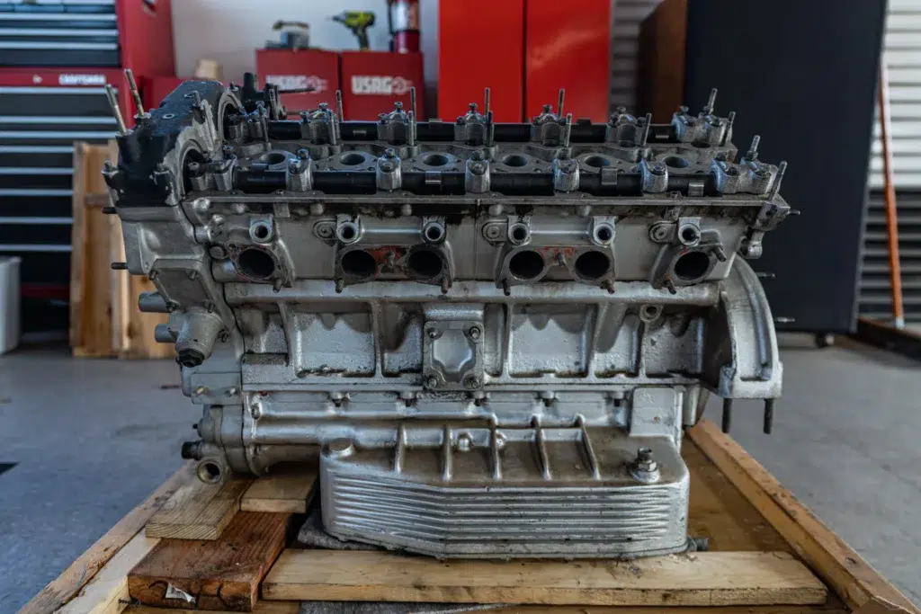 1972 Ferrari 4.4 liter 365 GTC/4 engine tipo F101 AC 000 | Exterior View 2