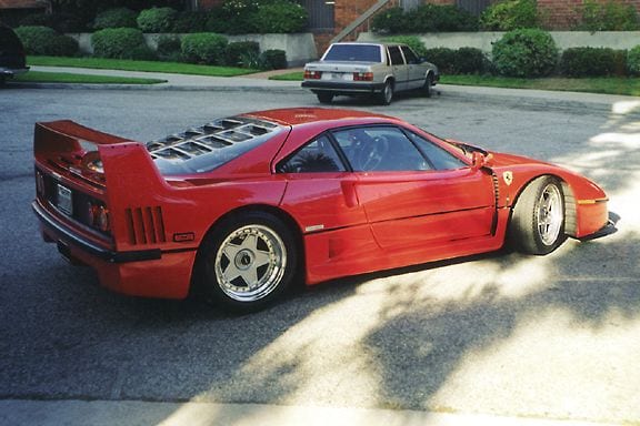 1990 Ferrari F40 #87066 | Exterior View 2