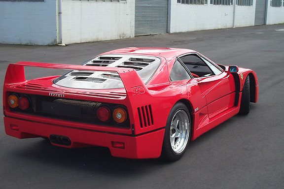 1990 Ferrari F40 #85034 | Exterior View 5