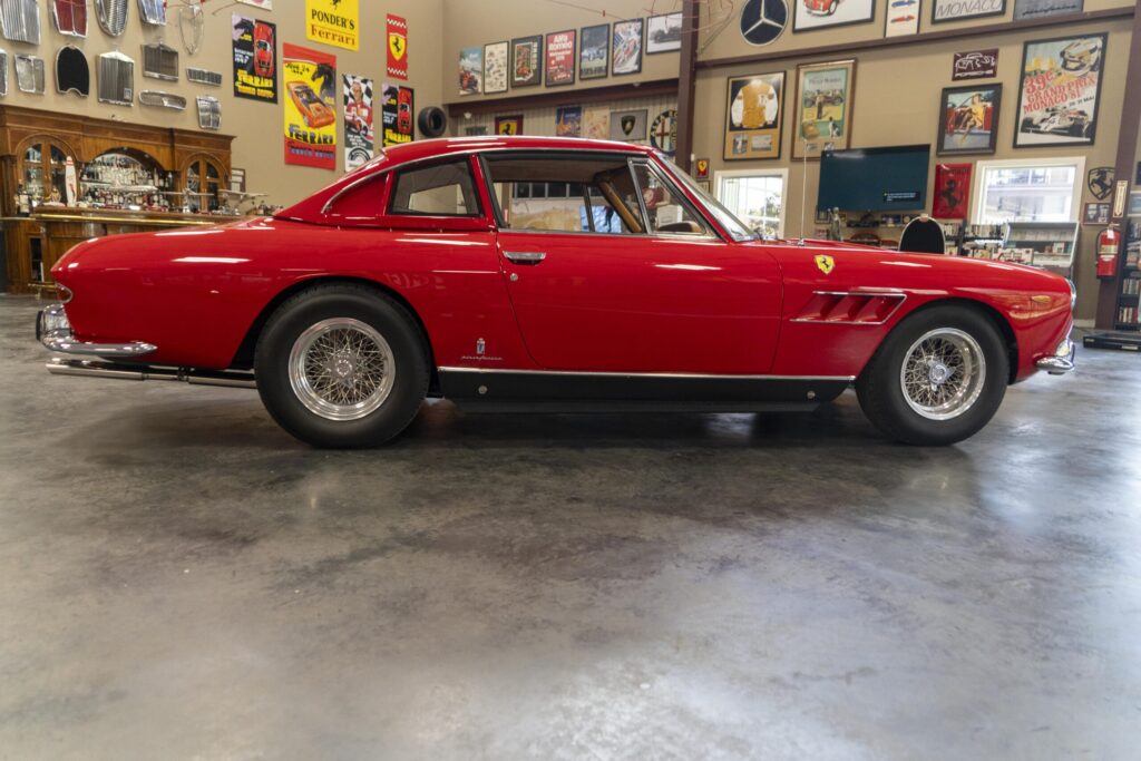 1967 Ferrari 330GT 2+2 Convertible | Exterior View 65