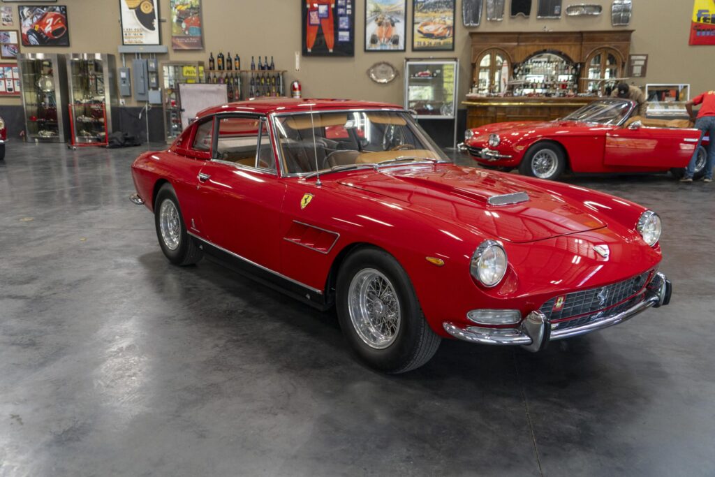 1967 Ferrari 330GT 2+2 Convertible | Exterior View 67