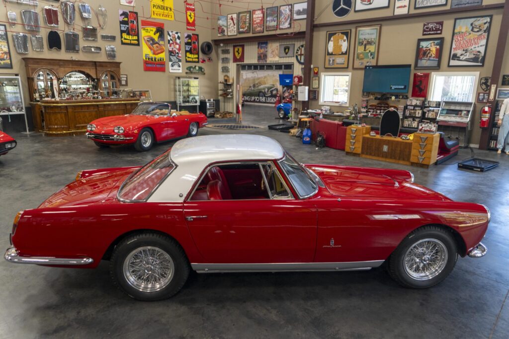 1960 Ferrari 250 PF Coupe #1153GT | Exterior View 36