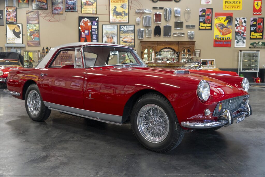 1960 Ferrari 250 PF Coupe #1153GT | Exterior View 41