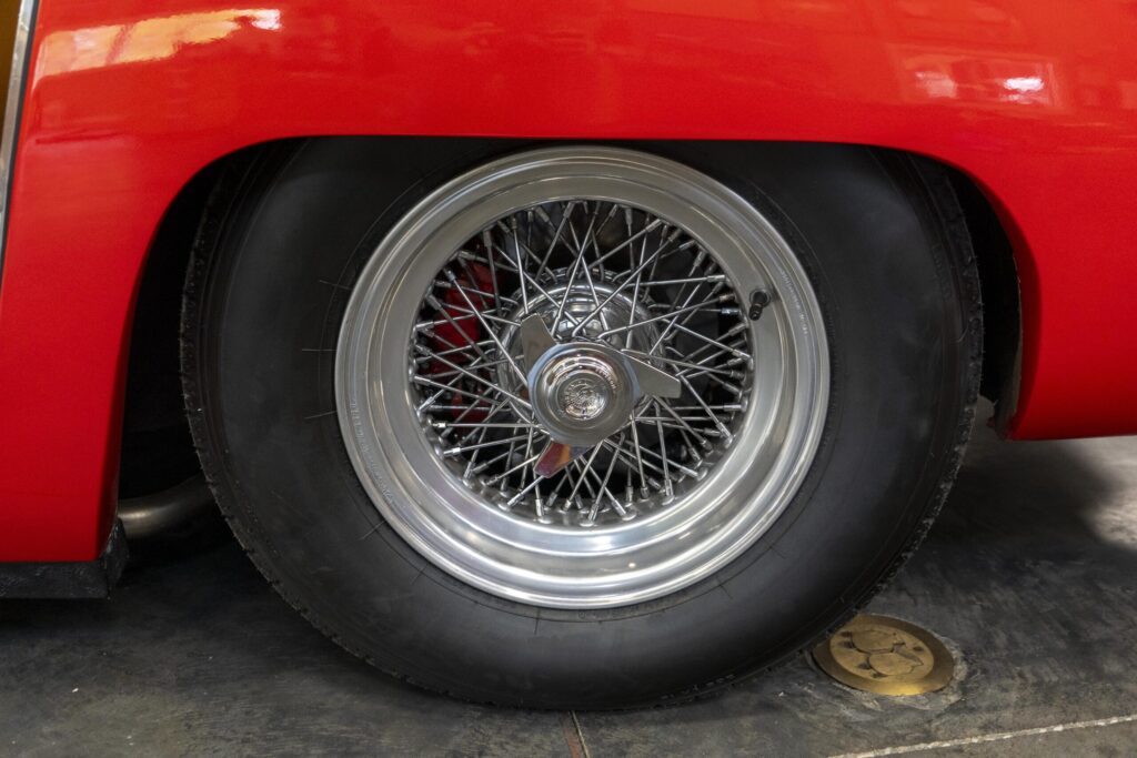 1967 Lamborghini 400GT Convertible | Exterior View 17