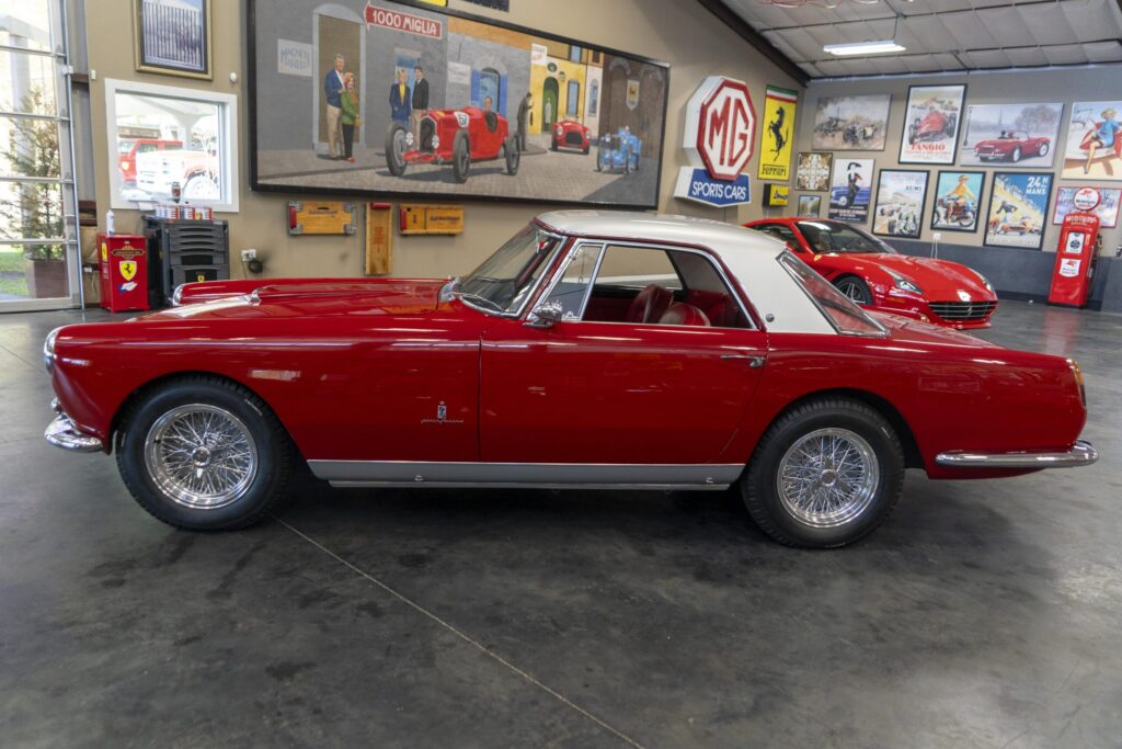 1960 Ferrari 250 PF Coupe #1153GT | Exterior View 21
