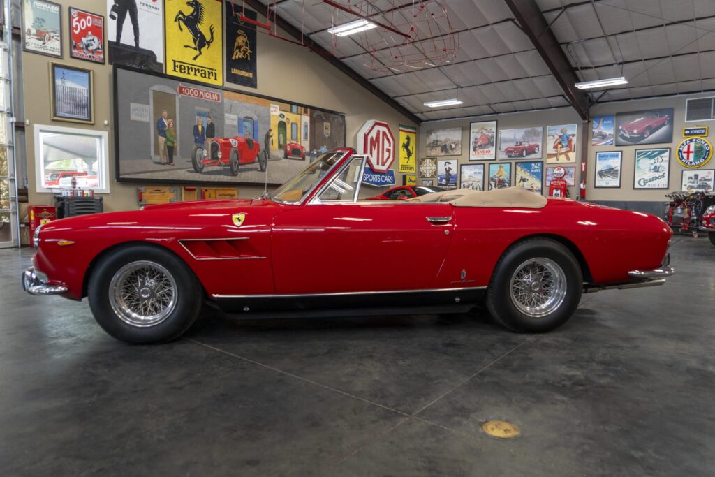 1967 Ferrari 330GT 2+2 Convertible | Exterior View 77