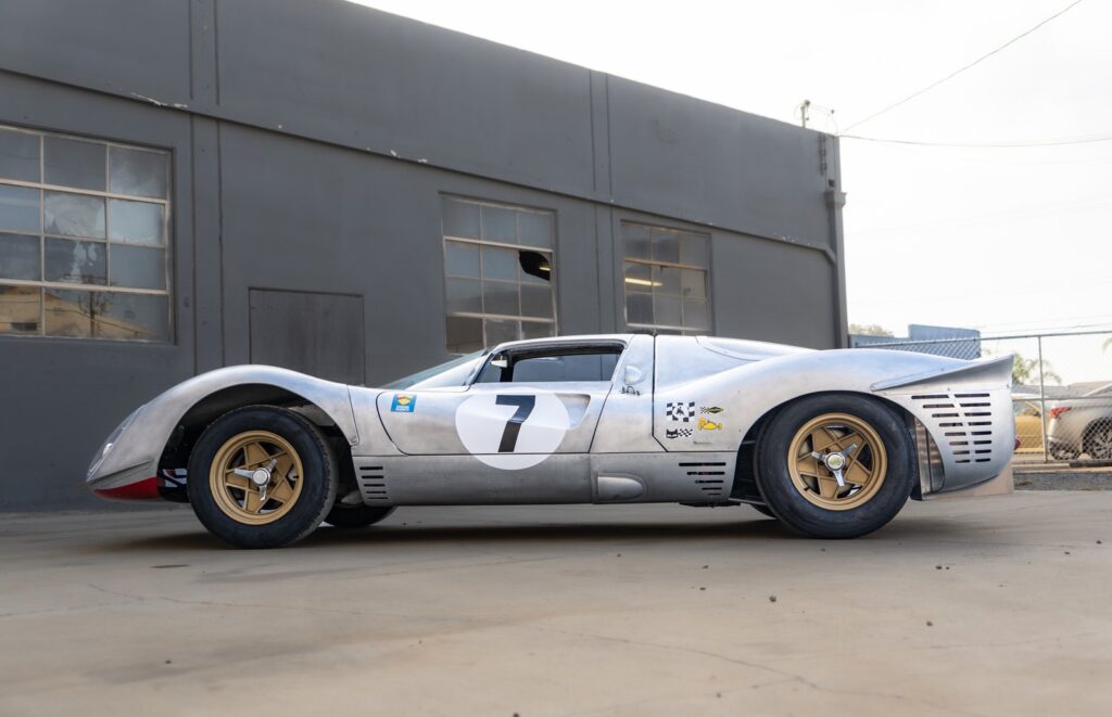 1967 Ferrari 412P Berlinetta Tribute #9866 | Exterior View 70